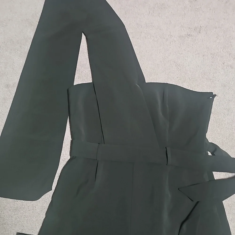 Elegant Dark Green One-Shoulder Jumpsuit - Picture 6 of 11